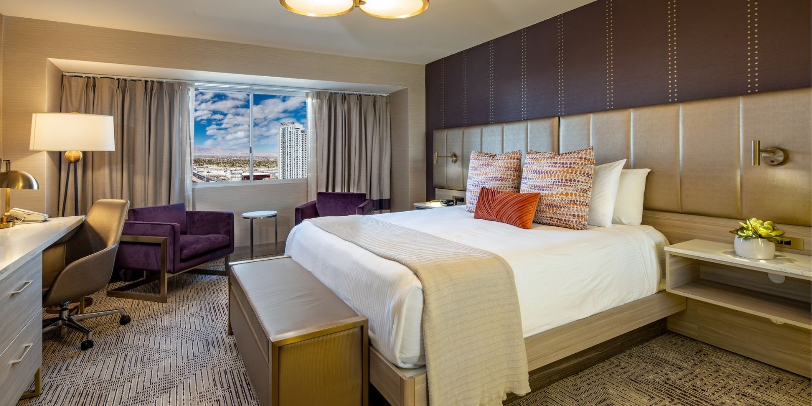 Las Vegas Hotel Room Decor Photos You'll Love