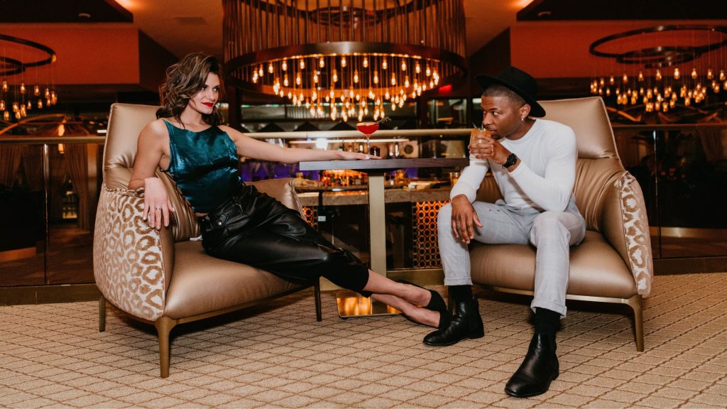 people drinking at the azilo ultra lounge